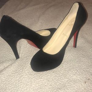 Christian Louboutin 6in black velvet heels